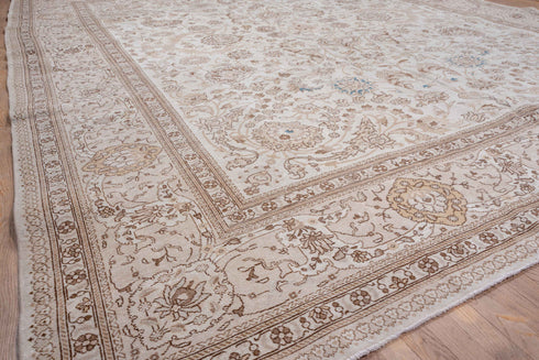 Antique Area Rug (10' x 13')